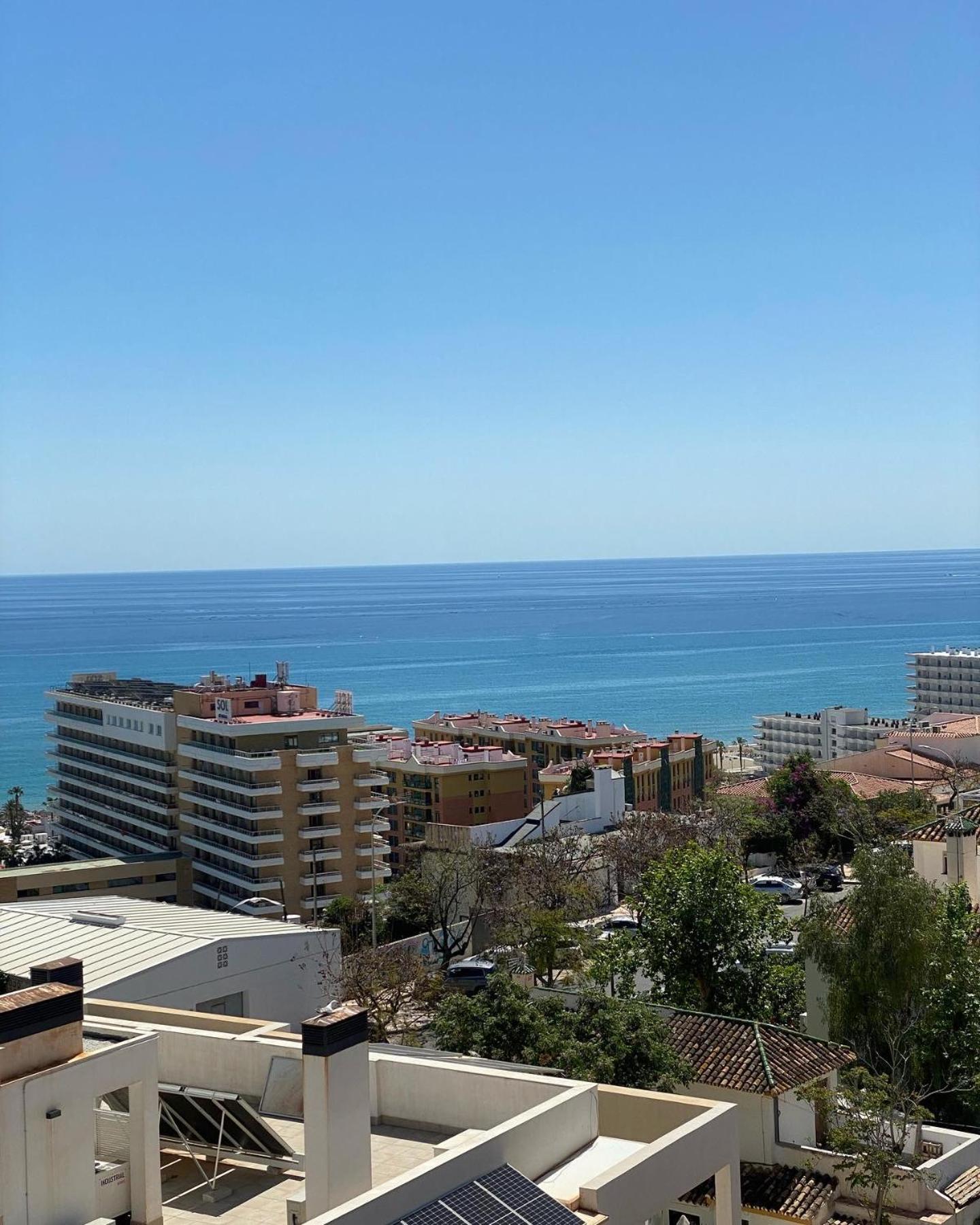 Precioso Apartamento Con Piscina Torremolinos Dış mekan fotoğraf